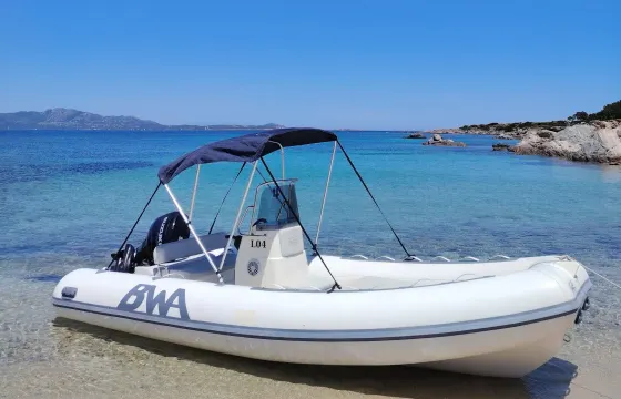 Explore Costa Smeralda with a No License BWA 550 Boat