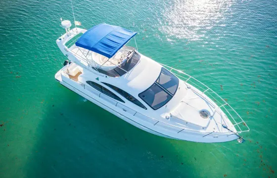 42' Azimut All-Inclusive Yacht Charter in Riviera Maya