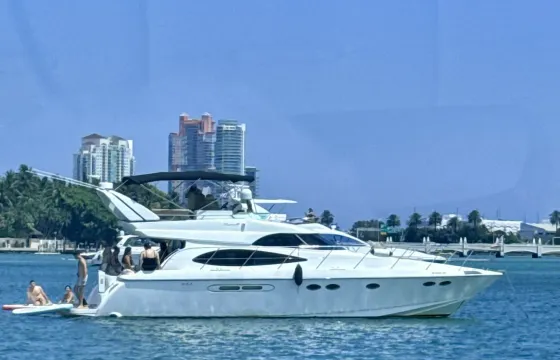 Enjoy Miami Aboard 52ft Dyna Motor Yacht - 13 Guests Capacity