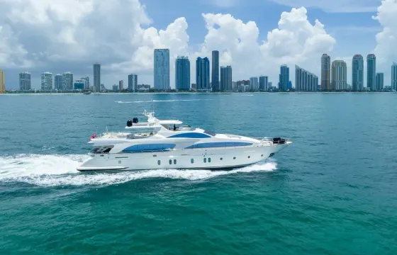 Cruise Miami in Style and Comfort aboard the Magnificent 116’ Azimut Mega Yacht