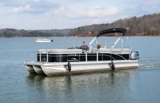 Fishing Experience for 2 people with top Pro fisherman Jeff on Lake Hartwell