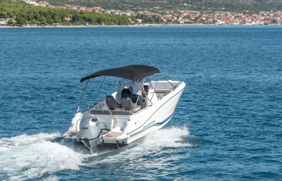 Jeanneau Cap Camarat 6.5 Deckboat Rental in Split, Split-Dalmatia County