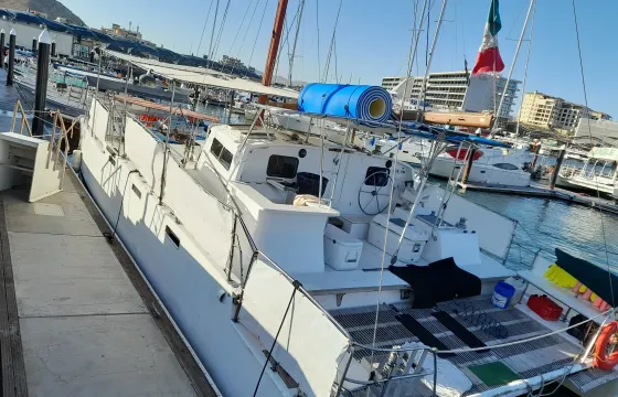 40ft Custom Sailing Catamaran for 30 people All inclusive!