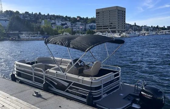 2023 24ft Pontoon – Lake Union and Lake Washington, Seattle