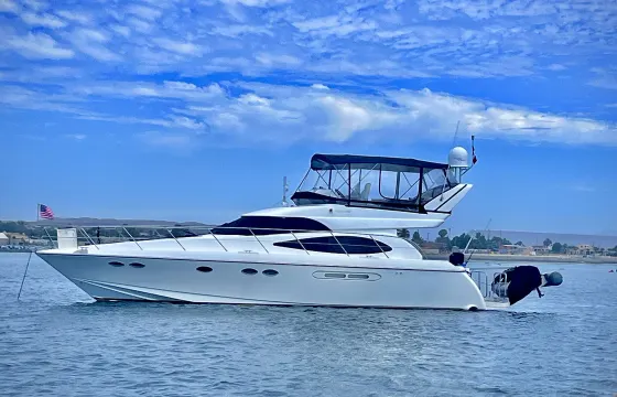 LOCAL BOY1 48’ DYNA MOTOR YACHT RENTAL IN CABO SAN LUCAS, MEXICO