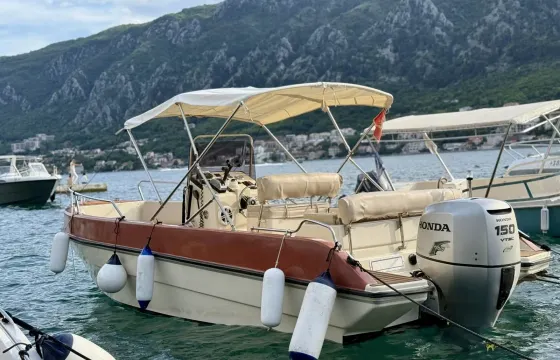 Kotor Boat Tour to Blue Cave & Lady of the Rocks on Aquarius 21ft