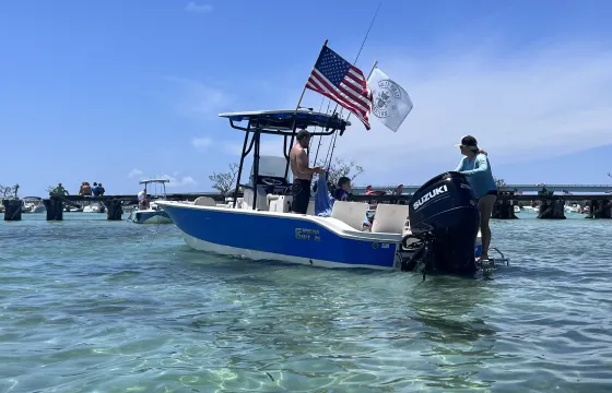 26' Carolina Skiff Ultra Elite Center Console Fishing and Beach Ready!
