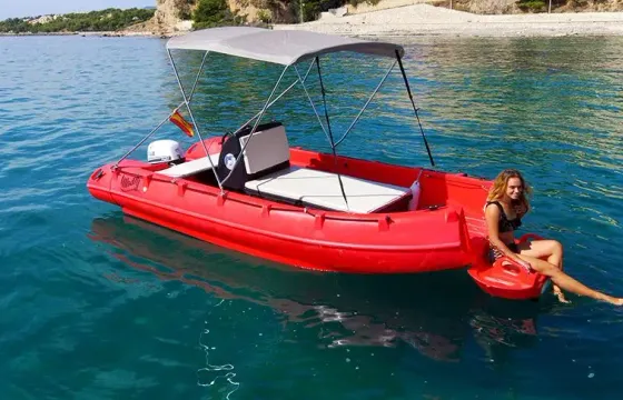 Boat rental without license in Altea | Whaly 500 Powerboat