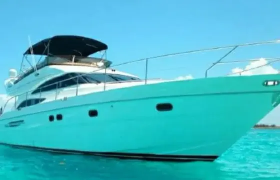 52′ Yacht with Flybridge Private Luxury Charter in Key West | Up to 10 Guests