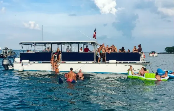 No Tie Ups - 50' Corinthian Passenger Boat takes 36 people at Navy Pier Marina