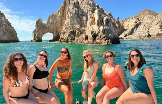 40' Luxury Yacht Babaloo Cabo | Private Tour, Food & Drinks