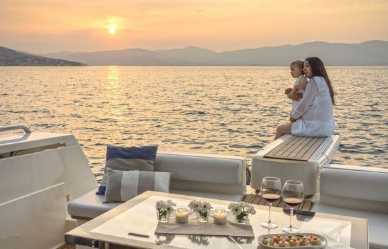 Charter Ferretti 53 Baby