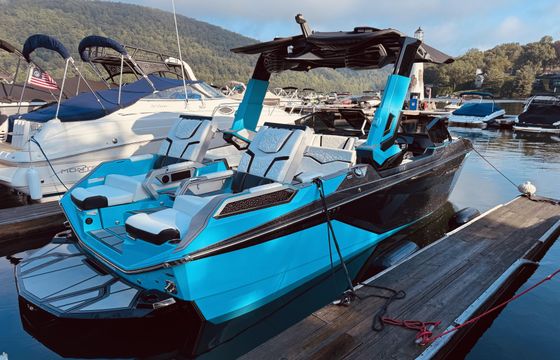 Experience the Nautique G23 Paragon Surf, Wakeboard, or Just Hang Out