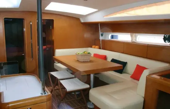 S.Y. Black Swan - Jeanneau 53