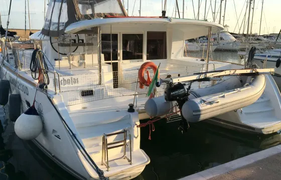 Charter 40ft "Nicholas" Lagoon 400 S2 Sailing Catamaran In Nettuno, Italy