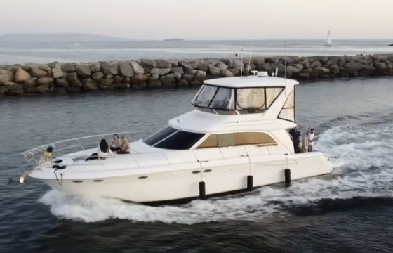 SeaRay-480 Yacht for Rent in Marina del Rey (Sunset Cruises)