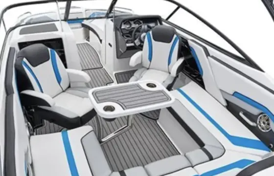 Enjoy A Day Cruising Hollywood Florida Aboard Yamaha 242x E-series Bowrider!
