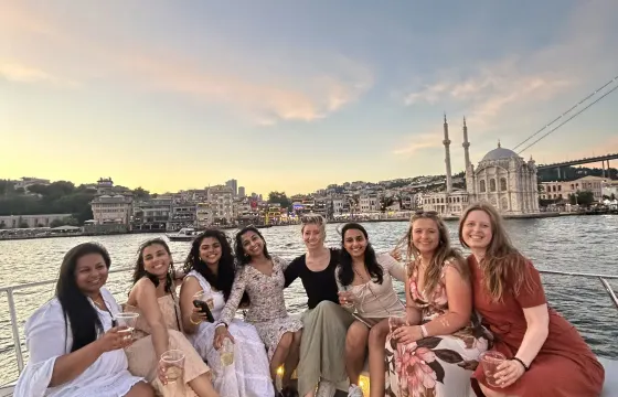 Istanbul bosphorus tour & sunset