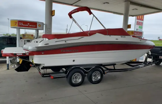 2017 Rinker QX23 Bowrider Captained Charter in Lake of the Ozarks