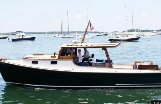 36ft Vintage Yacht Marlinspike Charter in Sag Harbor, New York