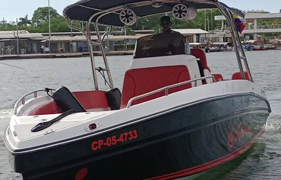 29FT PRIVATE BOAT IN CARTAGENA, ENJOY THE BEST TRIP AT SEA