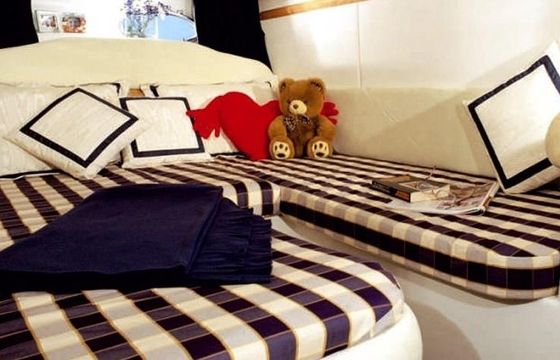 Charter 36' Zaffiro Motor Yacht in Agios Nikolaos, Greece