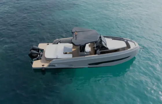 34ft Kumbra Yacht | Private Boat Trips And Day Cruise in Mykonos