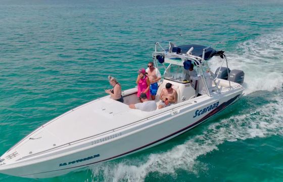 30FT CENTER CONSOLE READY FOR FUN!!