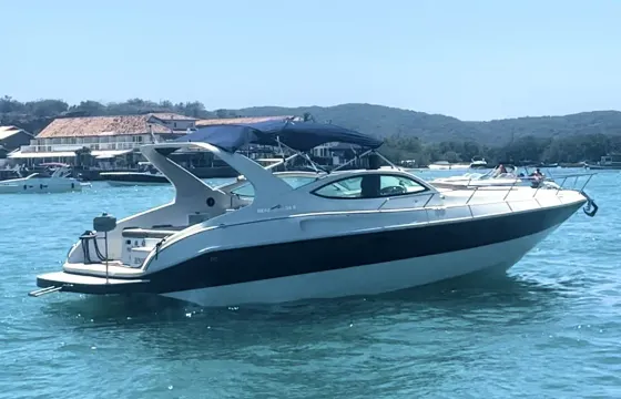 34ft Real Dandara Motor Yacht Rental in Arraial do Cabo, Rio de Janeiro, Brazil