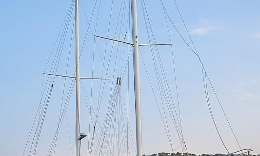 SEGMEN  This wonderful luxury gulet  is 25 meters long and for 16 people