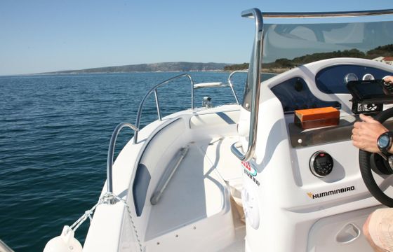 Rent Bluline 19' open, Honda BF100 in Vela Jana, Krk