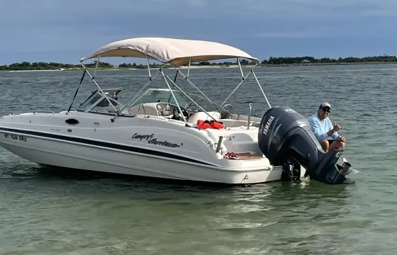 HURRICANE DECK BOAT 24ft for Charter in Freeport