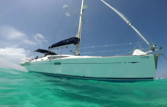 Luxury Private Sail Yacht rental for groups and families up to 15 Pax