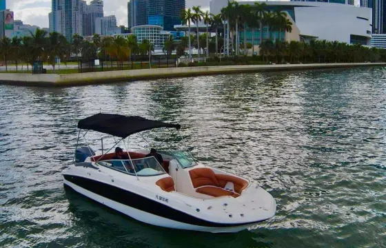 Awesome! 24' Hurricane in Miami, Florida! Best PRICE, best Experience!