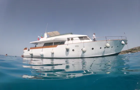 Tour in Yacht Shalimar IV Favignana e Levanzo