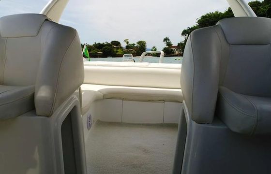 Runner 330 Motor Yacht Rental In Rio de Janeiro, Brazil