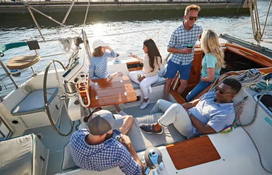 42' Catalina Sailing Yacht in the Hamptons - For a perfect day on the water /)