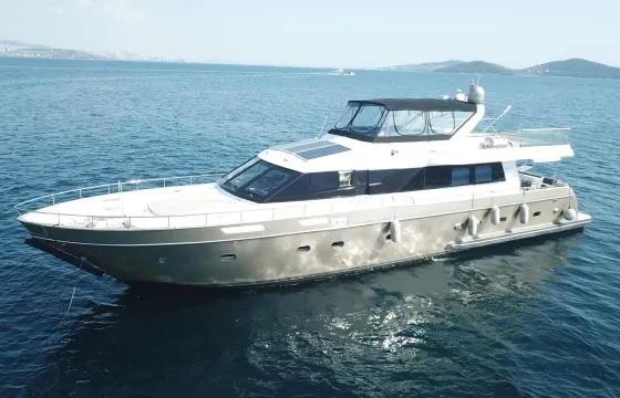 Luxury 88' Motor Yacht Charter in İstanbul, Turkey
