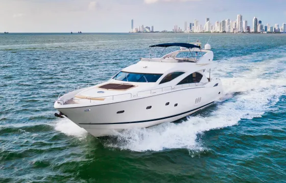 Book Now! Luxurious Sunseeker 82ft Mega Yacht for Rent in Cartagena, Colombia.