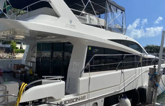 2019 Hudson 48' Yacht Charter!! Wider than a 70ft Yacht!