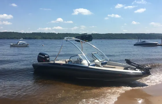 Passenger Boat Rental With Captain On The ST CROIX RIVER