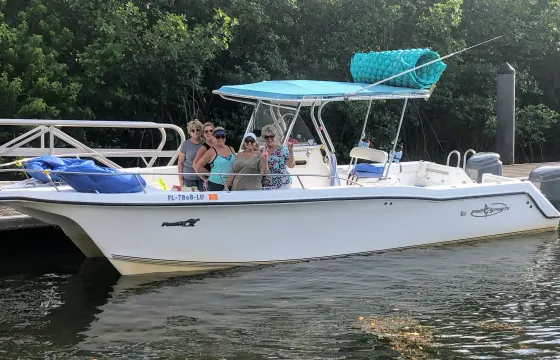 Great 28' Pro Kat Center Console in Boca for rent with captain!