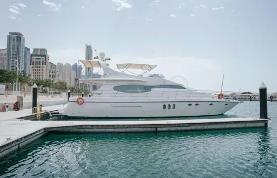75ft Premium Party Yacht in Dubai Marina - 33 Guests Best Offer