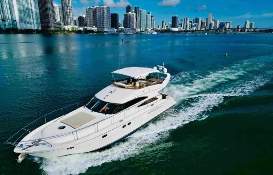 65’ Viking the perfect yacht for your Miami adventure