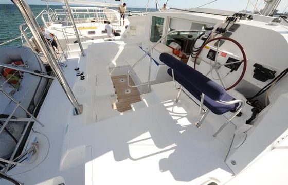 Charter the 55'  Luxury Catamaran in Cancún GMB520GRP