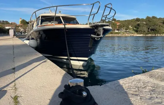 ADRIANA 36 (REFIT 2022.) Motor Yacht for Charter on Coast of Zadar