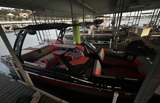 Lake Travis and Lake Austin Surf Boat Rental