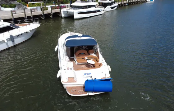 Luxury 45' Sea Ray Sundancer Yacht – Cruise Star Island & Biscayne Bay in Style