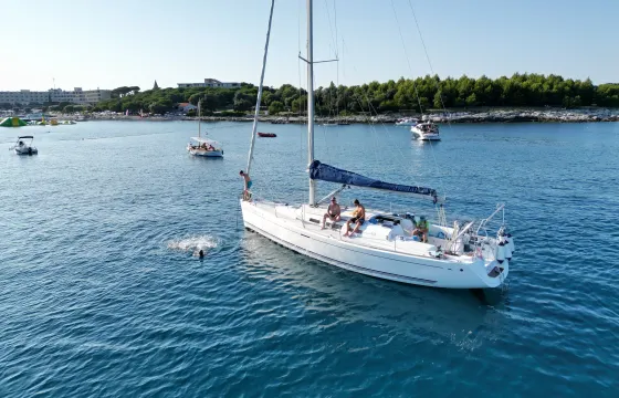 Legend Dufour Yacht 40 in Rovinj