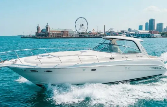 Stunning 51' Sea Ray Sundancer with USCG Captain in Chicago